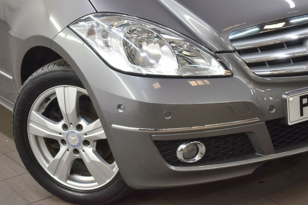 Mercedes-Benz A Class 1.5 Avantgarde Se Cvt Grey #6
