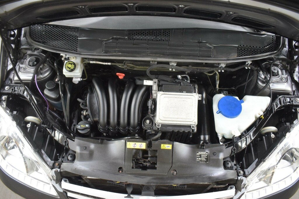 Mercedes-Benz A Class 1.5 Avantgarde Se Cvt Grey #4