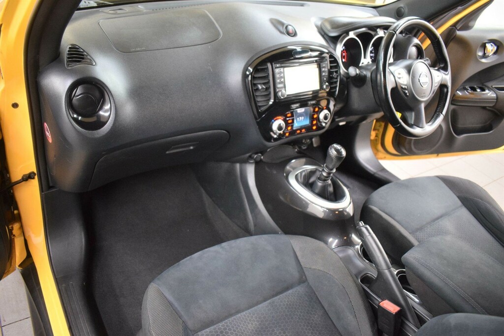 Nissan Juke 1.2 Dig-t Acenta Premium Euro 6 Ss NV15LUY Yellow #3