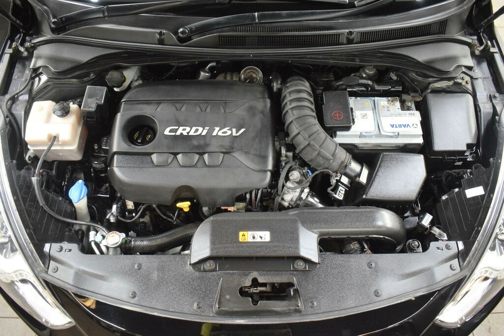 Hyundai I40 1.7 Crdi Blue Drive Style Euro 5 Ss Black #4