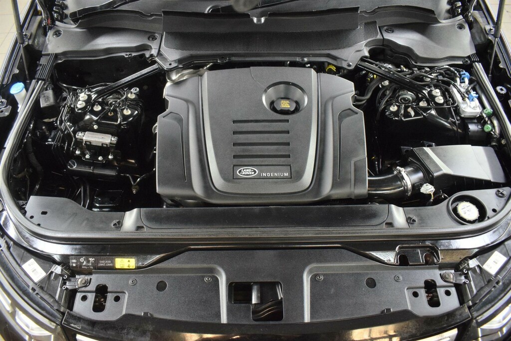 Land Rover Discovery 2.0 Sd4 Hse 4Wd Euro 6 Ss PE17VRK Black #4
