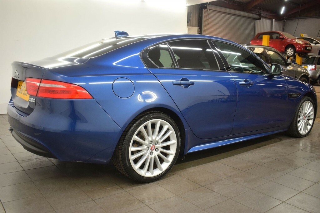 Jaguar XE 2.0D R-sport Awd Euro 6 Ss SJ16SJV Blue #2