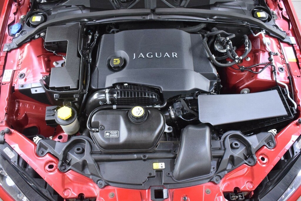 Jaguar XF 3.0D S V6 Portfolio Euro 5 Ss H8YUR Red #4