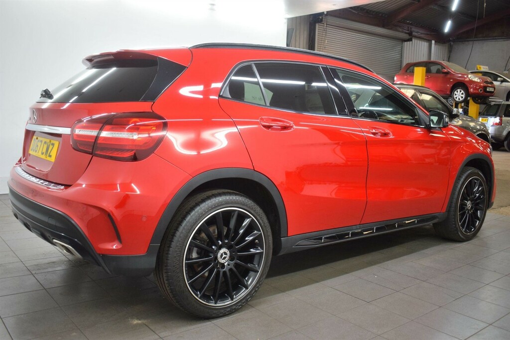 Mercedes-Benz GLA Class 2.1 D Amg Line Premium 7G-dct Euro 6 Ss DU67CWZ Red #2