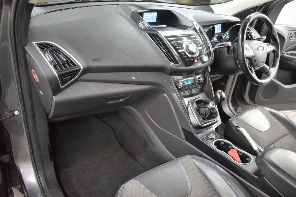 Ford Kuga 2.0 Tdci Titanium 2Wd Euro 6 Ss SE15TVM Grey #3