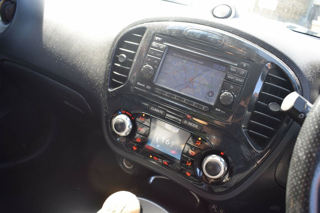 Nissan Juke 1.6 Tekna Euro 5 BJ11OMY Silver #4