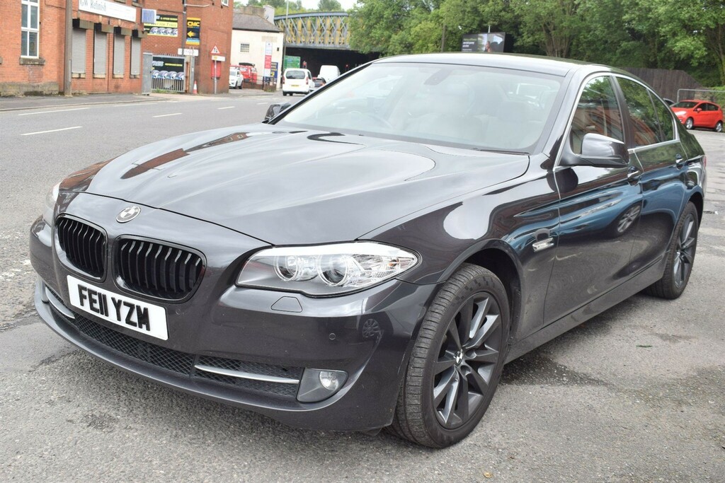 BMW 5 Series Black #7