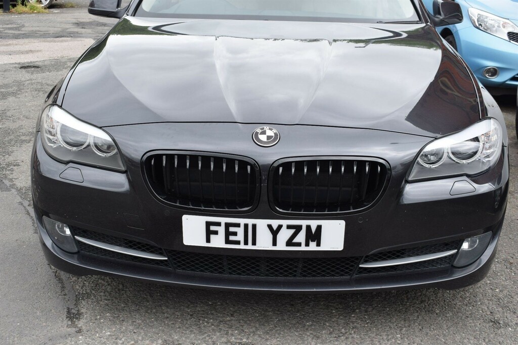 BMW 5 Series Black #15