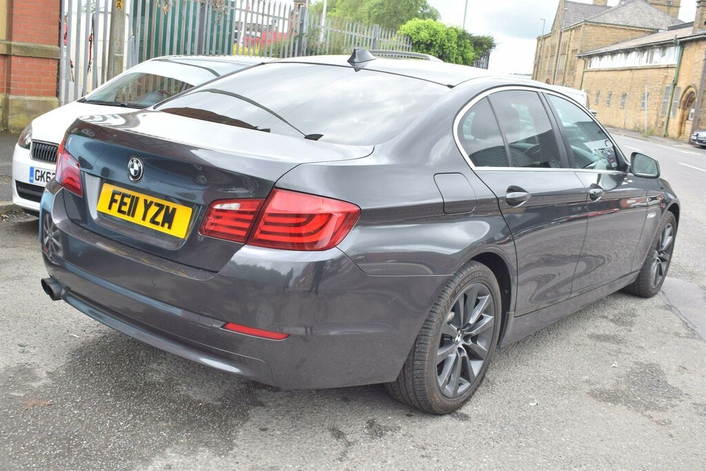 BMW 5 Series 2.0 520D Se Steptronic Euro 5 FE11YZM Grey #2