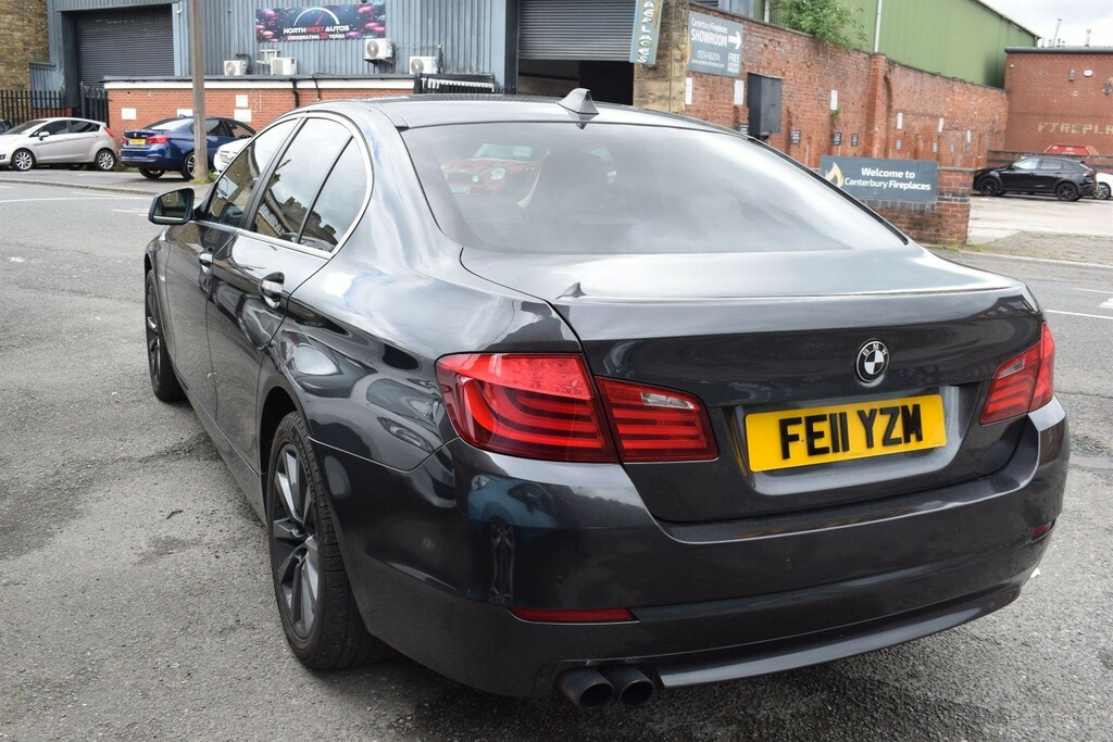 BMW 5 Series Black #18