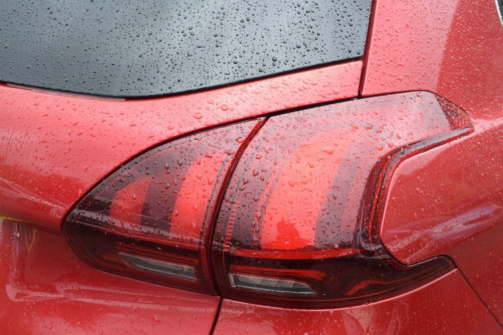 Peugeot 2008 1.2 Puretech Allure Eat Euro 6 Ss NRZ5300 Red #6