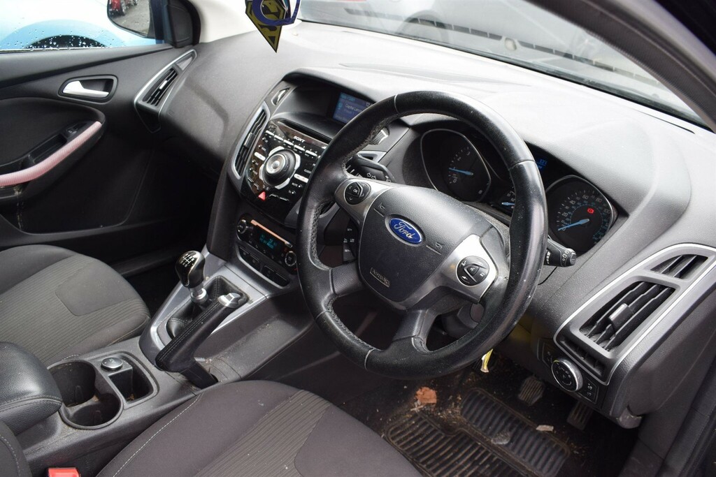 Ford Focus Hatchback 1.0T Ecoboost Titanium X Euro 6 Ss Blue #3