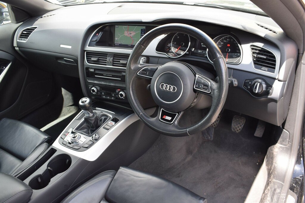 Audi A5 2.0 Tdi S Line Euro 5 Ss GL64XSZ Black #3