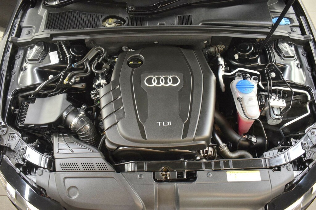 Audi A5 2.0 Tdi S Line Euro 5 Ss Black #4