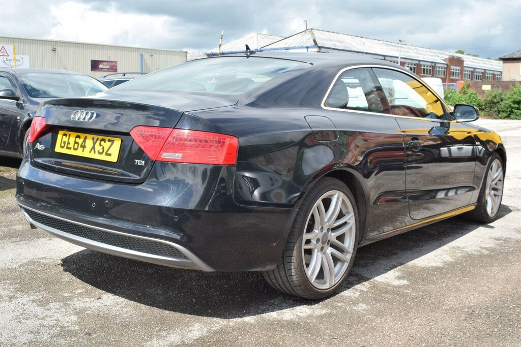 Audi A5 2.0 Tdi S Line Euro 5 Ss GL64XSZ Black #2