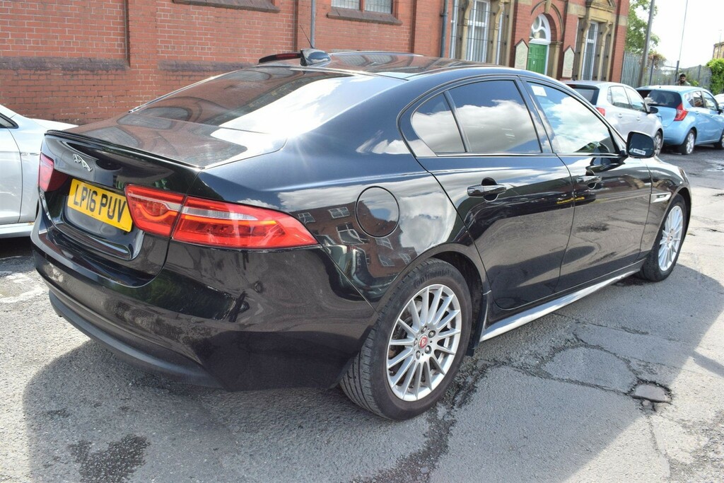 Jaguar XE 2.0D R-sport Euro 6 Ss Black #2