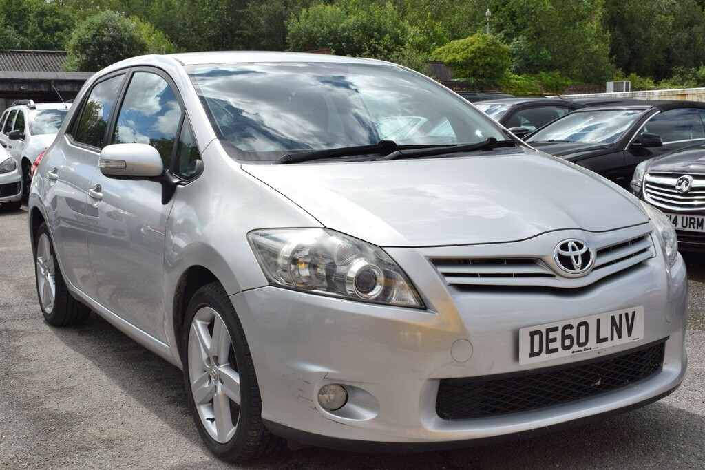 Toyota Auris 1.6 V-matic Sr Euro 5 Silver