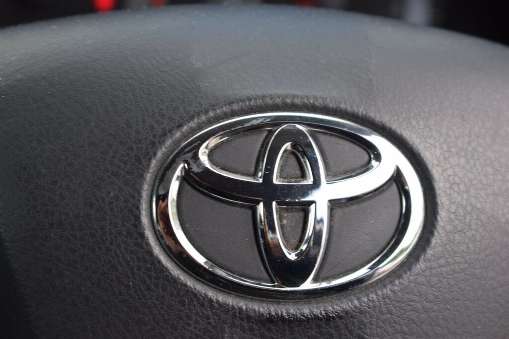 Toyota Auris Hatchback 1.33 Black #30