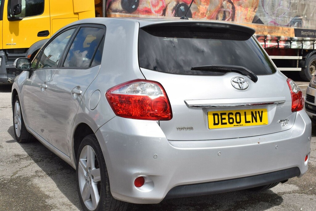 Toyota Auris Hatchback 1.33 Black #7