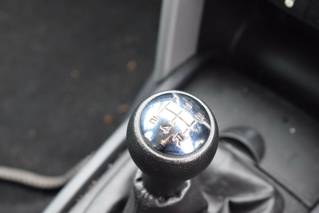 Peugeot 207 Active Vti Silver #19