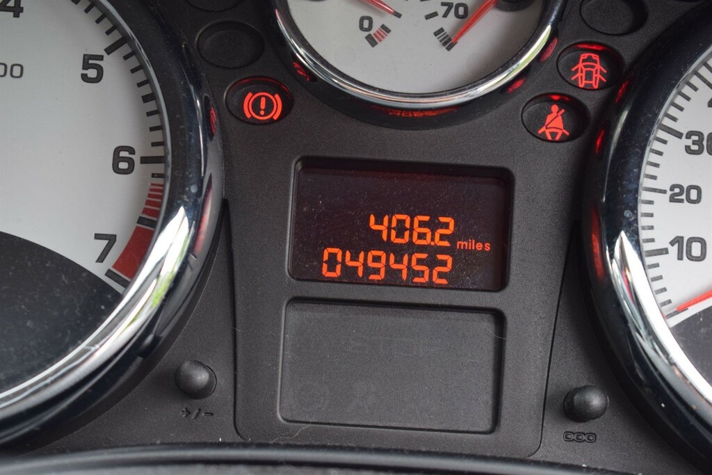 Peugeot 207 Active Vti Silver #12