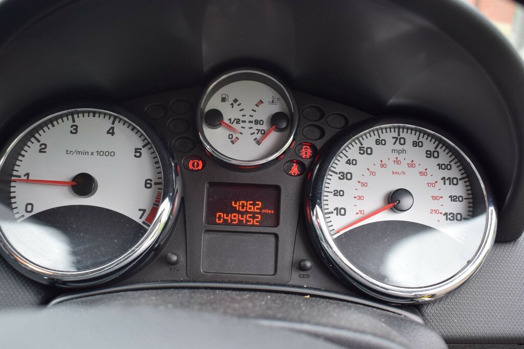 Peugeot 207 Active Vti Silver #17