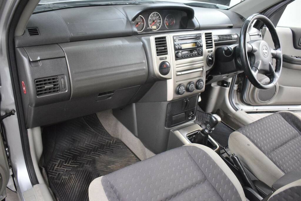 Nissan X-Trail 2.2 Dci Sport Silver #3