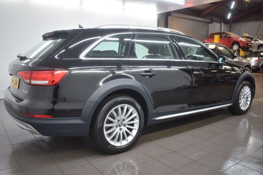 Audi A4 Allroad 2.0 Tdi S Tronic Quattro Euro 6 Ss Black #2