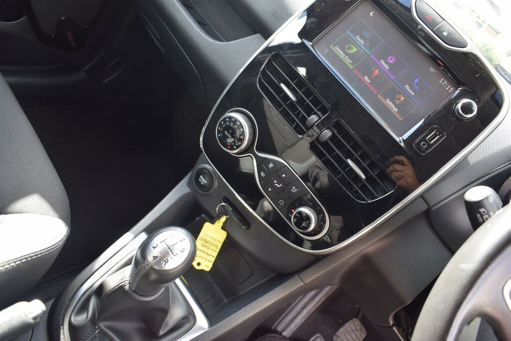 Renault Clio 1.1 Dynamique Nav 16V Black #23