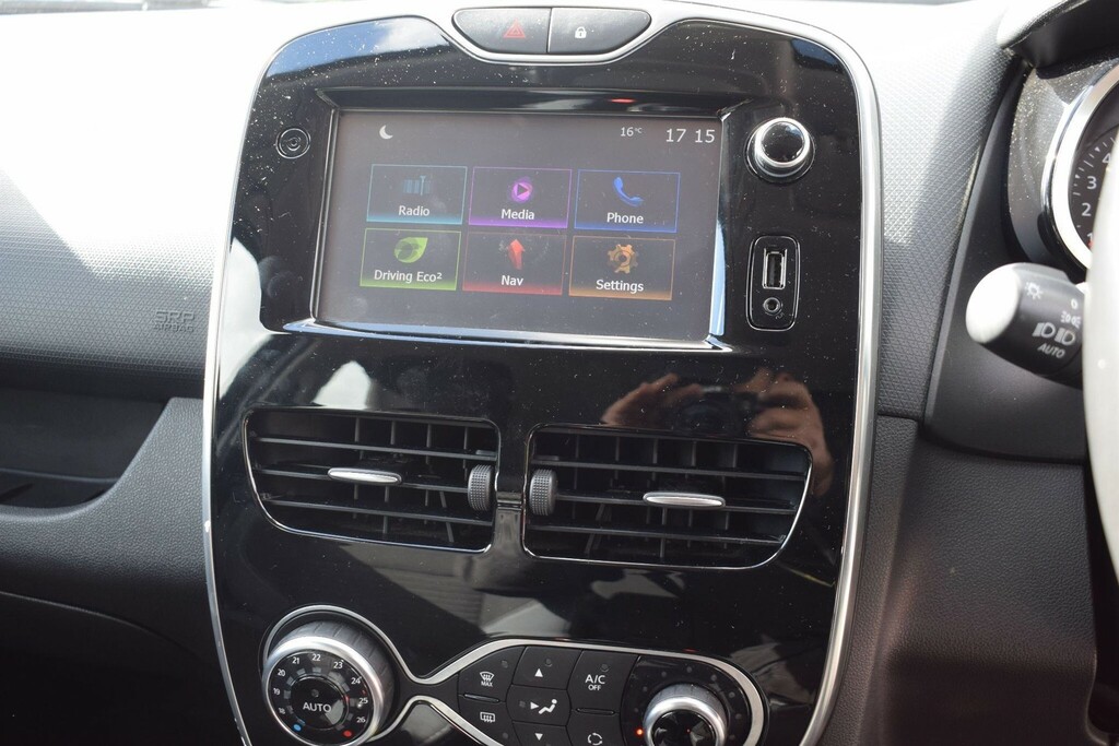 Renault Clio 1.1 Dynamique Nav 16V Black #27