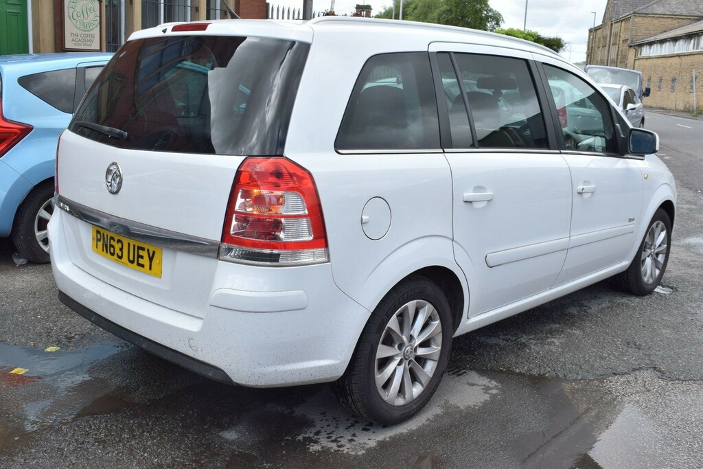Vauxhall Zafira 1.6 16V Design Euro 5 Snav White #2