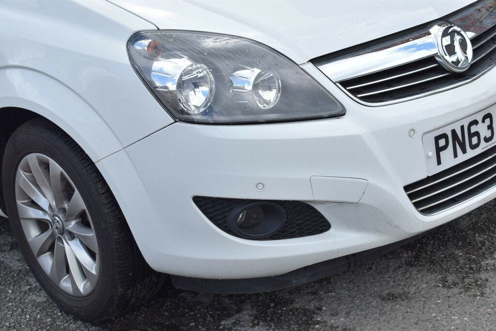 Vauxhall Zafira 1.6 16V Design Euro 5 Snav White #6