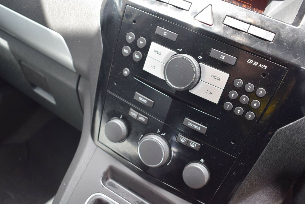 Vauxhall Zafira Design Brown #19