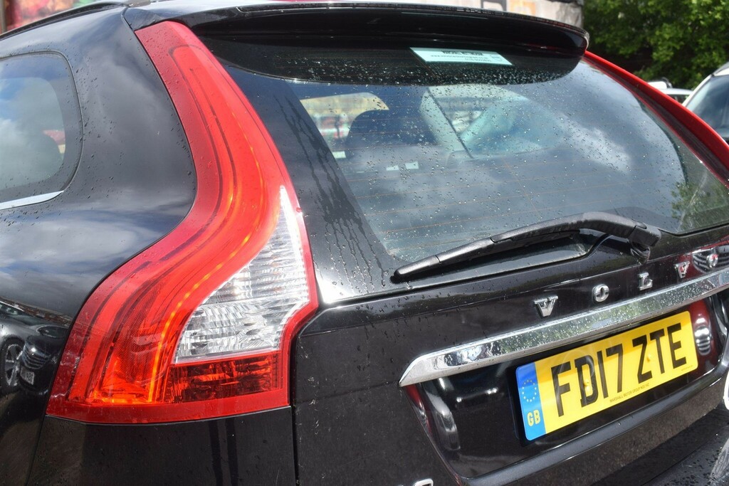 Volvo XC60 Suv Black #6