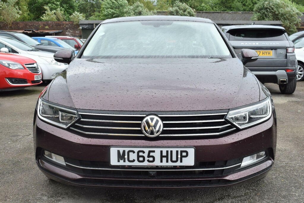 Volkswagen Passat Blue #9