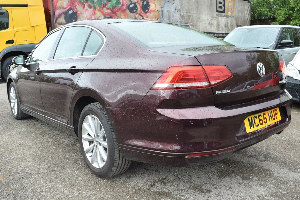 Volkswagen Passat Blue #8