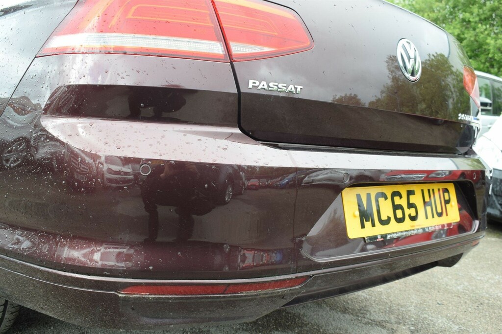 Volkswagen Passat Blue #14
