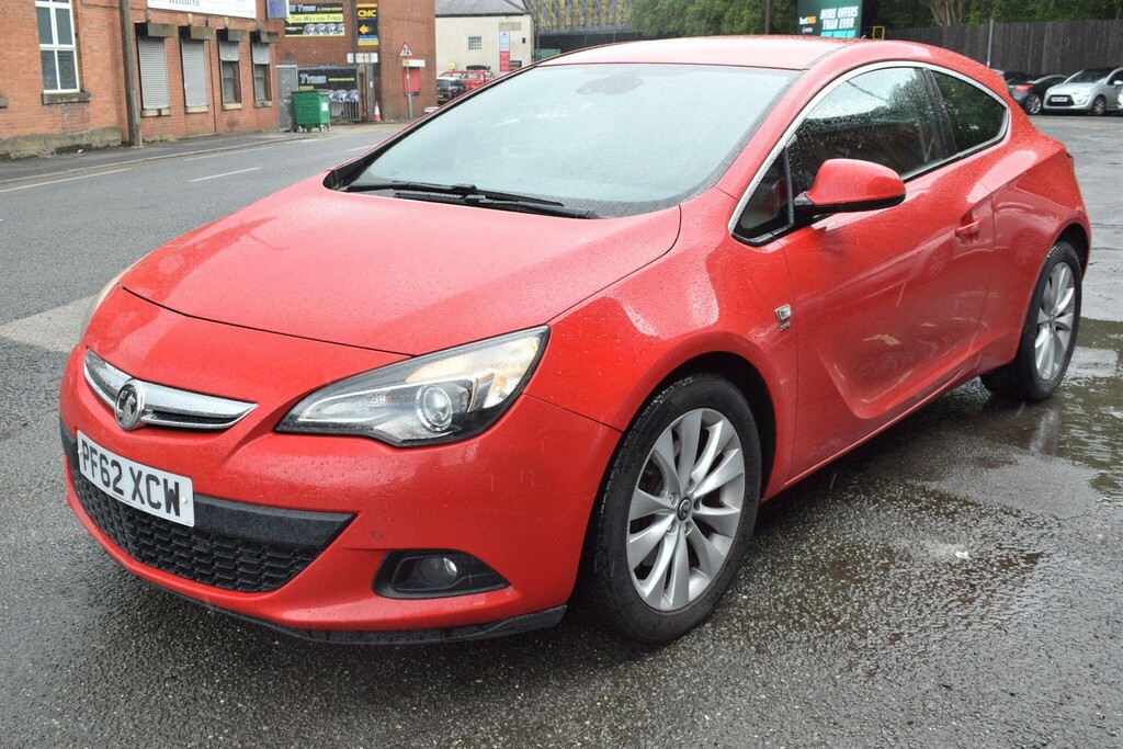 Vauxhall Astra GTC  Red #8