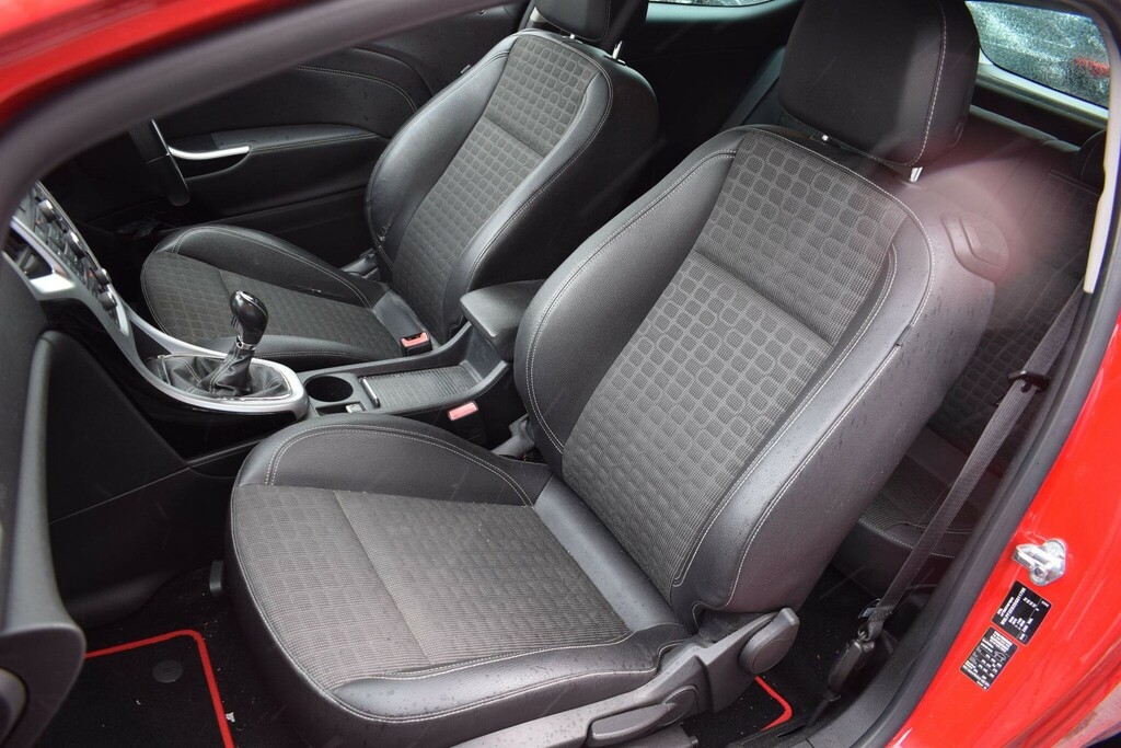 Vauxhall Astra GTC  Red #22