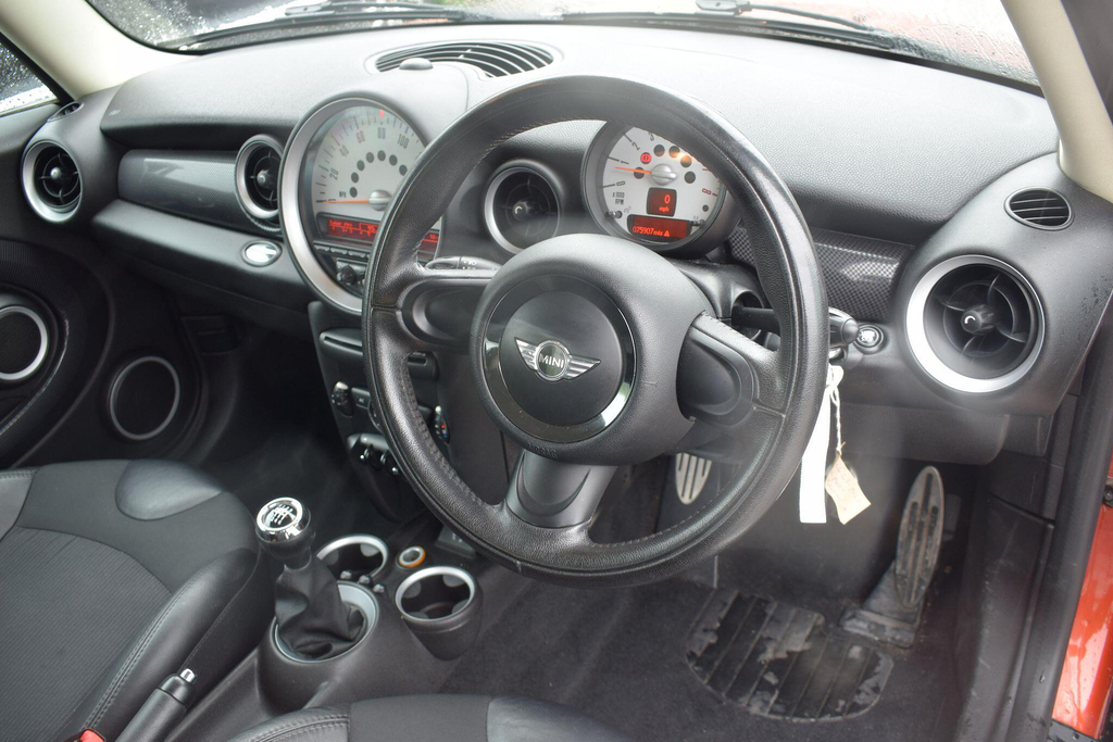 Mini Hatch 1.6 Cooper S Euro 5 Ss NG62NLN Orange #3
