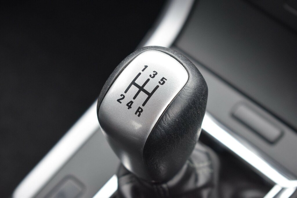 Suzuki Grand Vitara 1.6L 3dr Silver #23