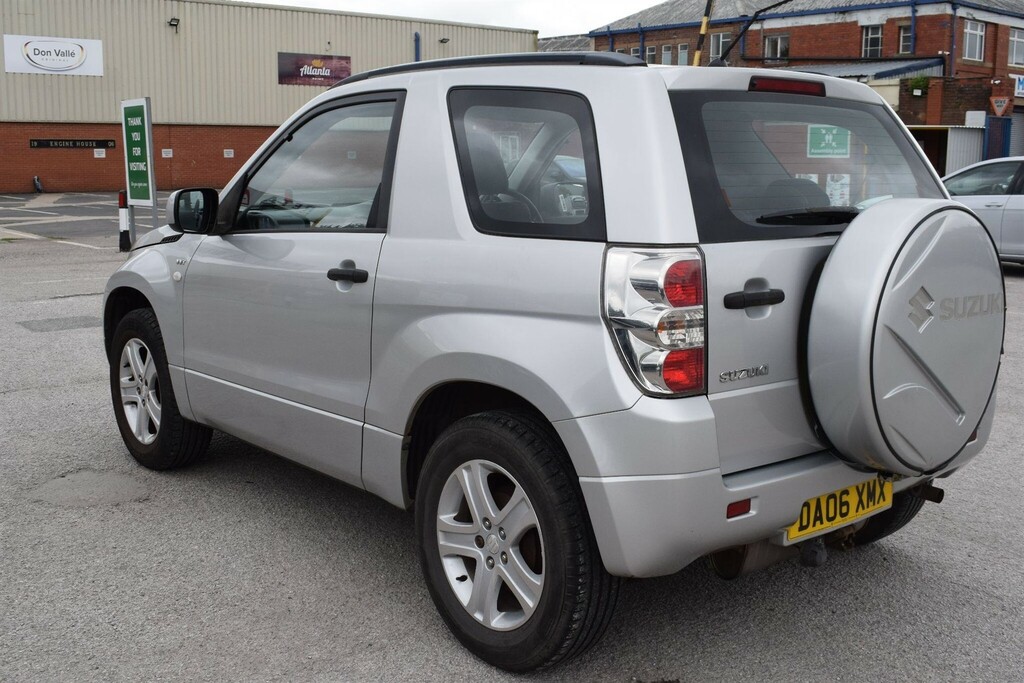 Suzuki Grand Vitara 1.6L 3dr Silver #17