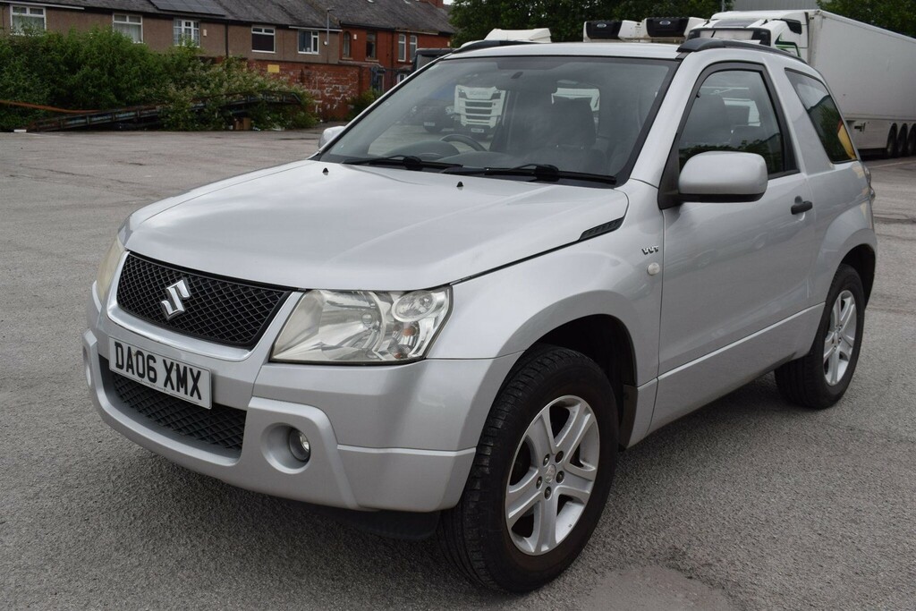 Suzuki Grand Vitara 1.6L 3dr Silver #10
