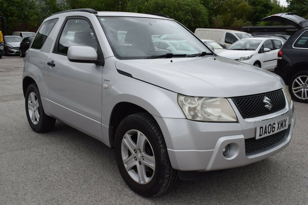 Suzuki Grand Vitara 1.6L 3dr Silver #8