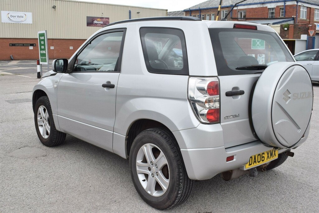 Suzuki Grand Vitara 1.6L 3dr Silver #12