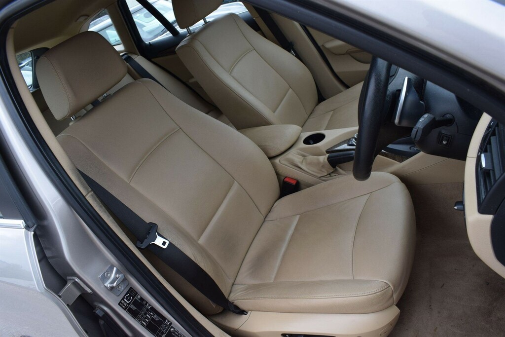 BMW X1 Sdrive20d Se 5-Door Grey #17
