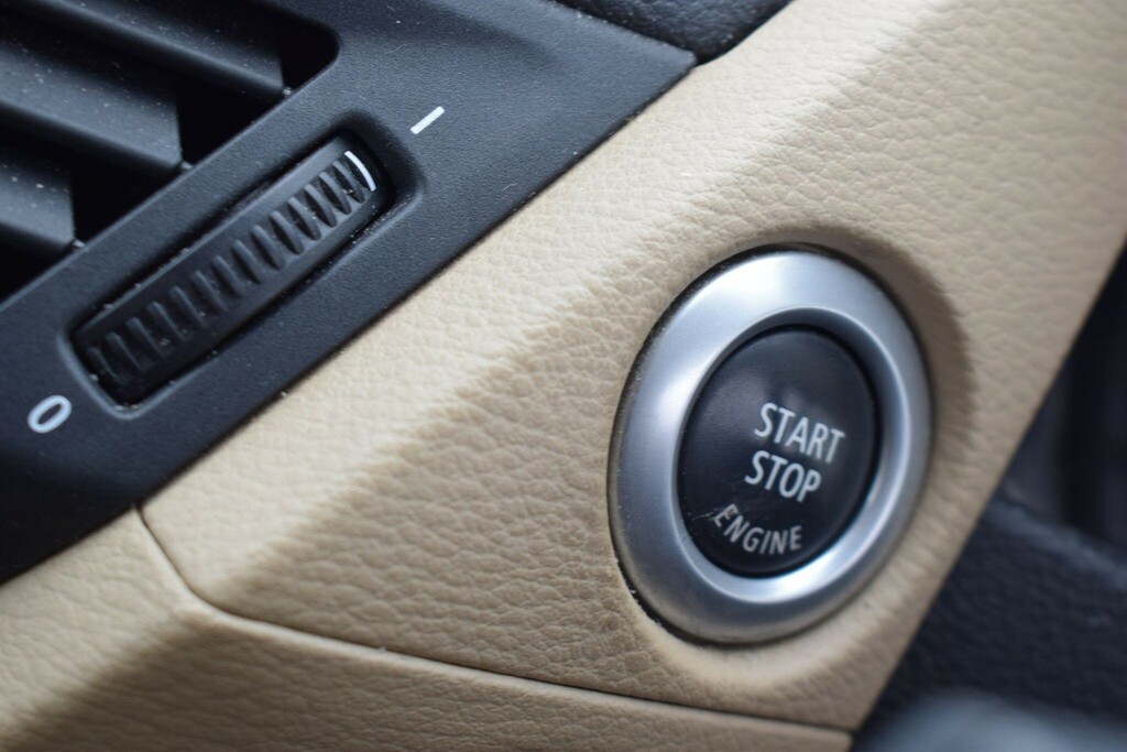 BMW X1 Sdrive20d Se 5-Door Grey #33