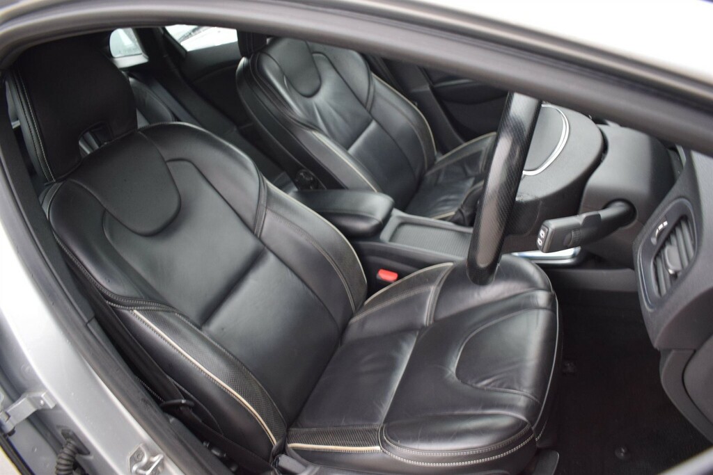 Volvo V40 1.6 D2 R-design Euro 5 Ss 2015 Grey #21