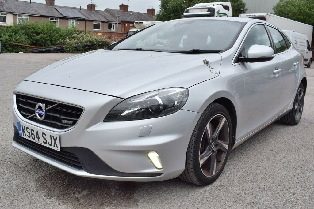 Volvo V40 Hatchback Silver #5