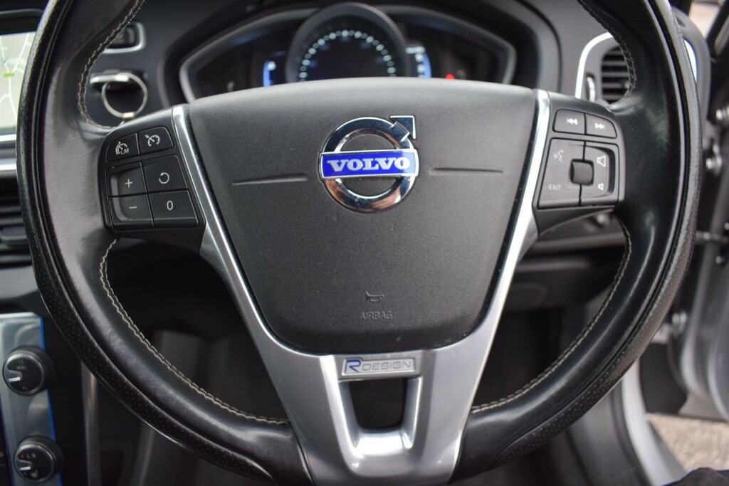 Volvo V40 1.6 D2 R-design Euro 5 Ss 2015 Grey #36